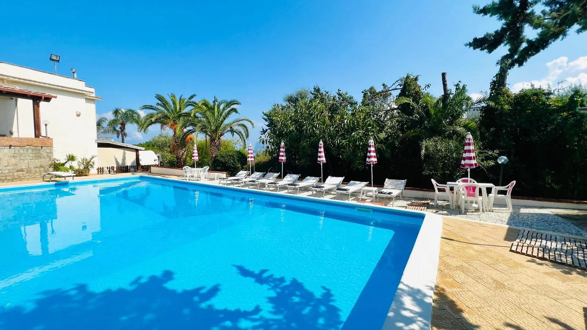 Villa Giada Carini Italy
