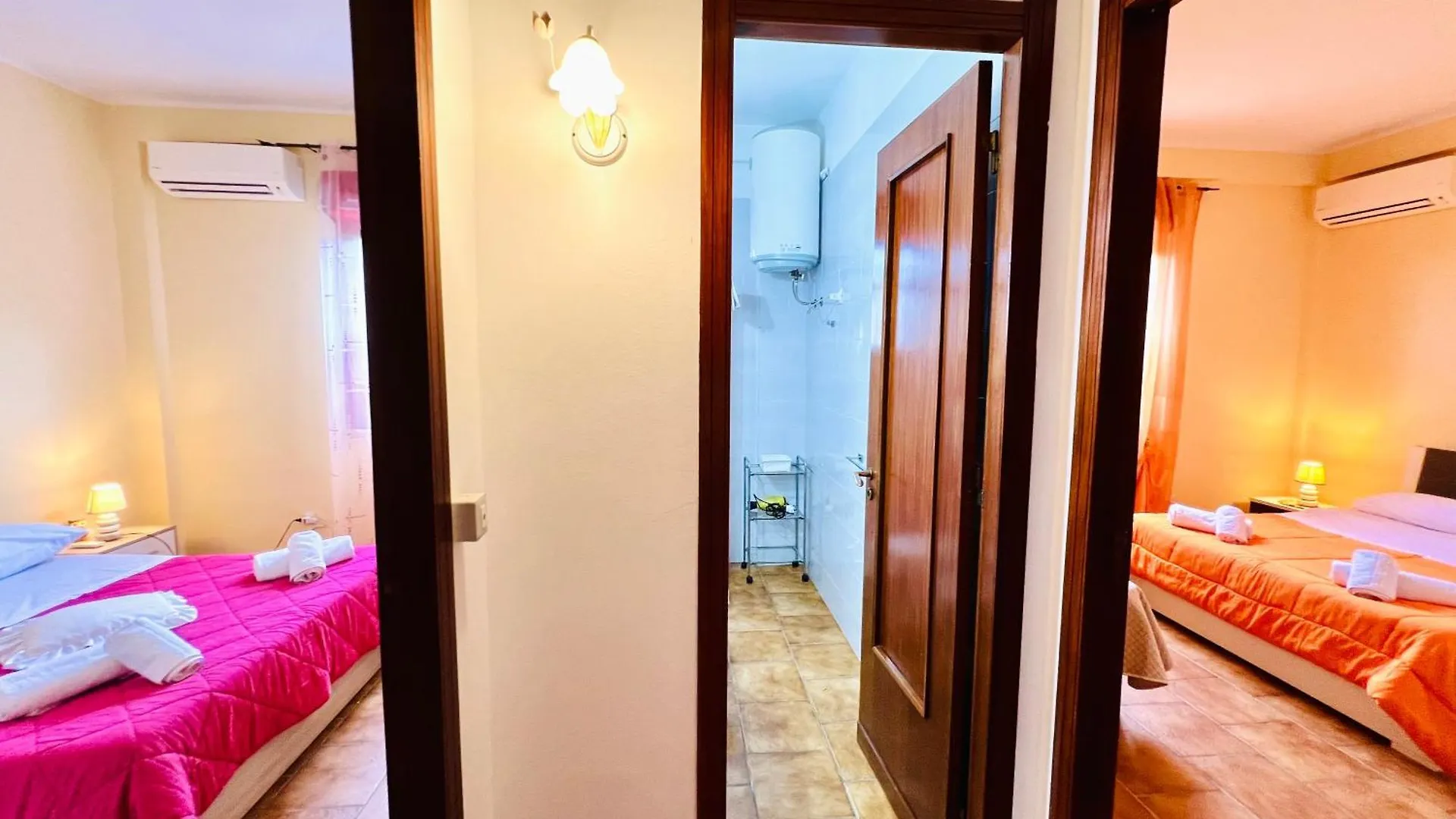 Villa Giada Carini 0*,
