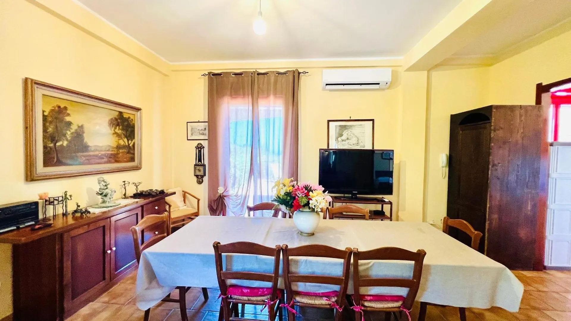 Villa Giada Carini 0*,